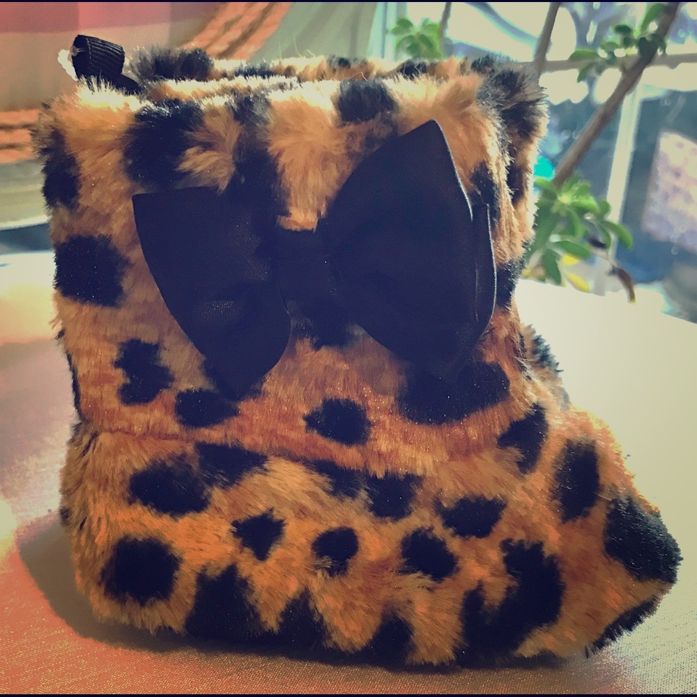 NEW! CHEETAH PRINT FUR BOOTS!